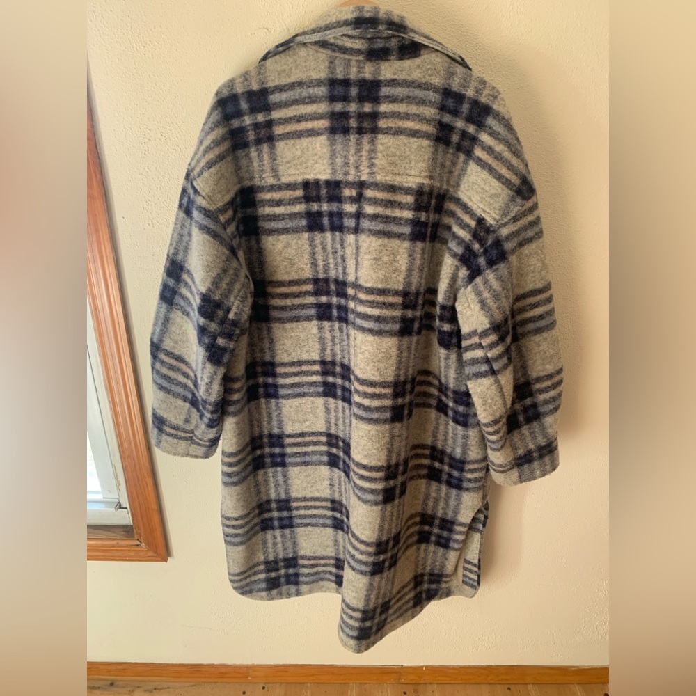 H&M Plaid wool blend long shacket - Picture 2 of 8